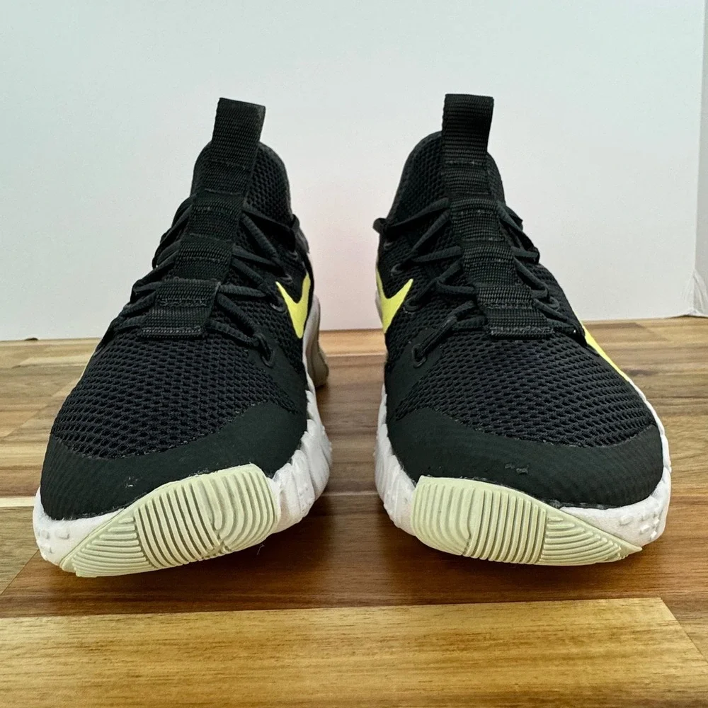 Nike Free Metcon 4 Training Shoes Black‎ Yellow Orange Womens Size 8.5